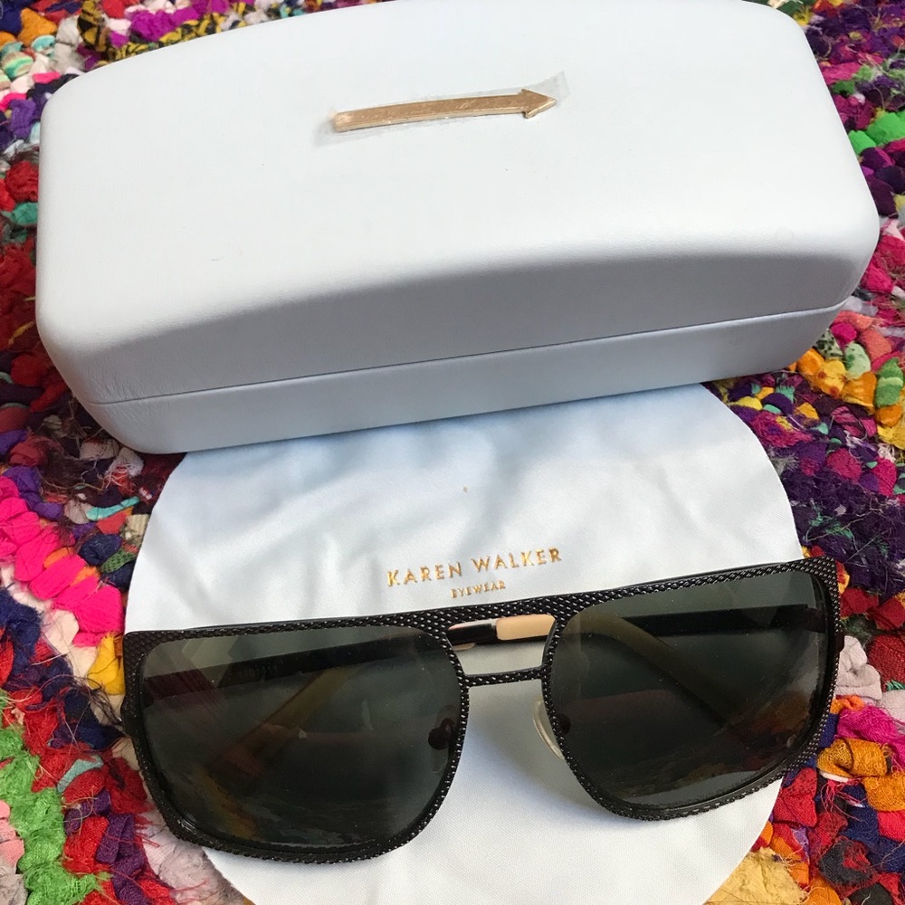 NWT Karen Walker Sunnies